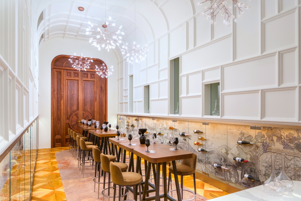 Kimpton BEM Budapest Kimpton BEM Budapest Turul Chamber